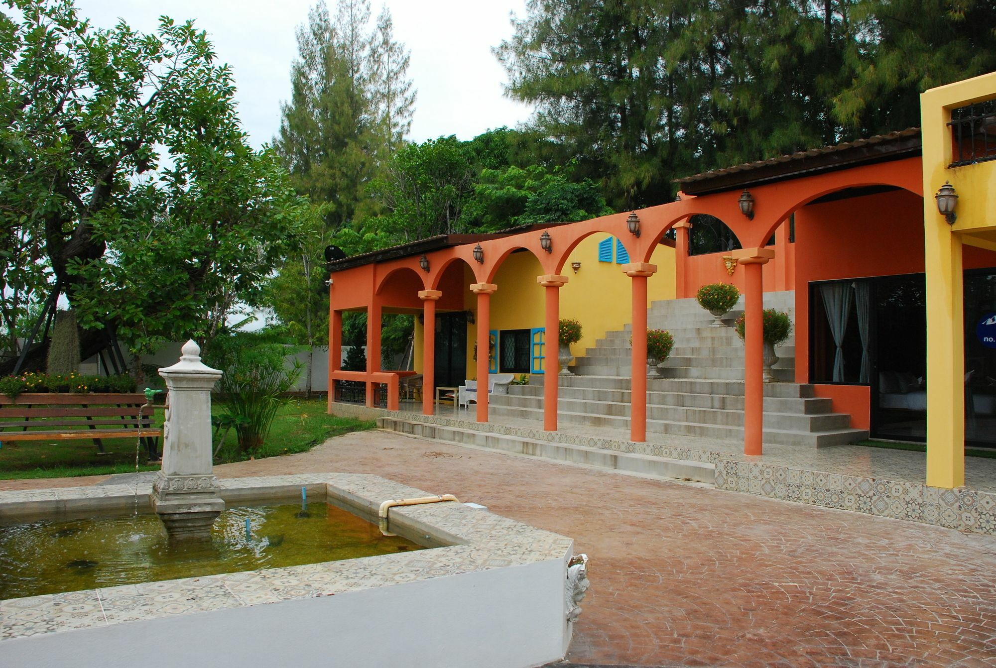 Phutara Accomodation Cha-Am Extérieur photo